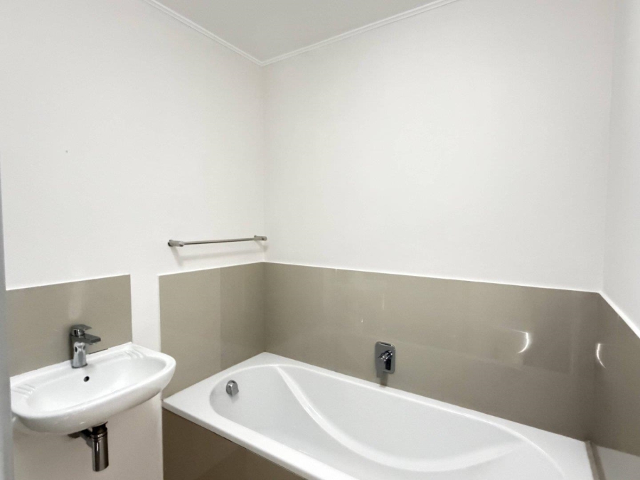 To Let 2 Bedroom Property for Rent in Claremont Upper Western Cape